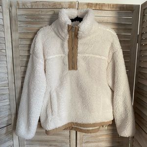 Abercrombie quarter zip Sherpa